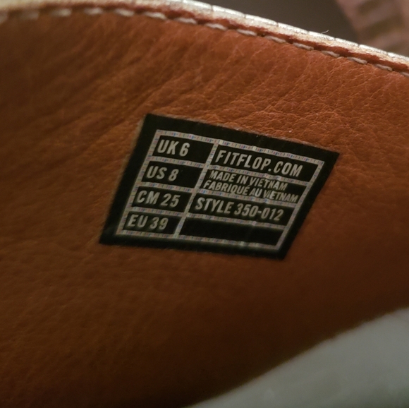 Fit Flops Bronze Thong Sandals Size 8 - Picture 7 of 7